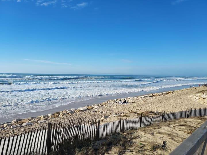 Maison Sur Golf Avec Piscine Chauffee A Lacanau Ocean Bagian luar foto