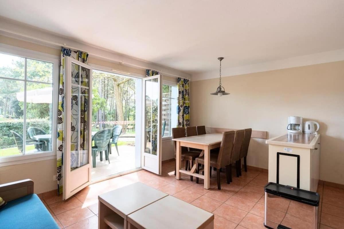 Maison Sur Golf Avec Piscine Chauffee A Lacanau Ocean Bagian luar foto